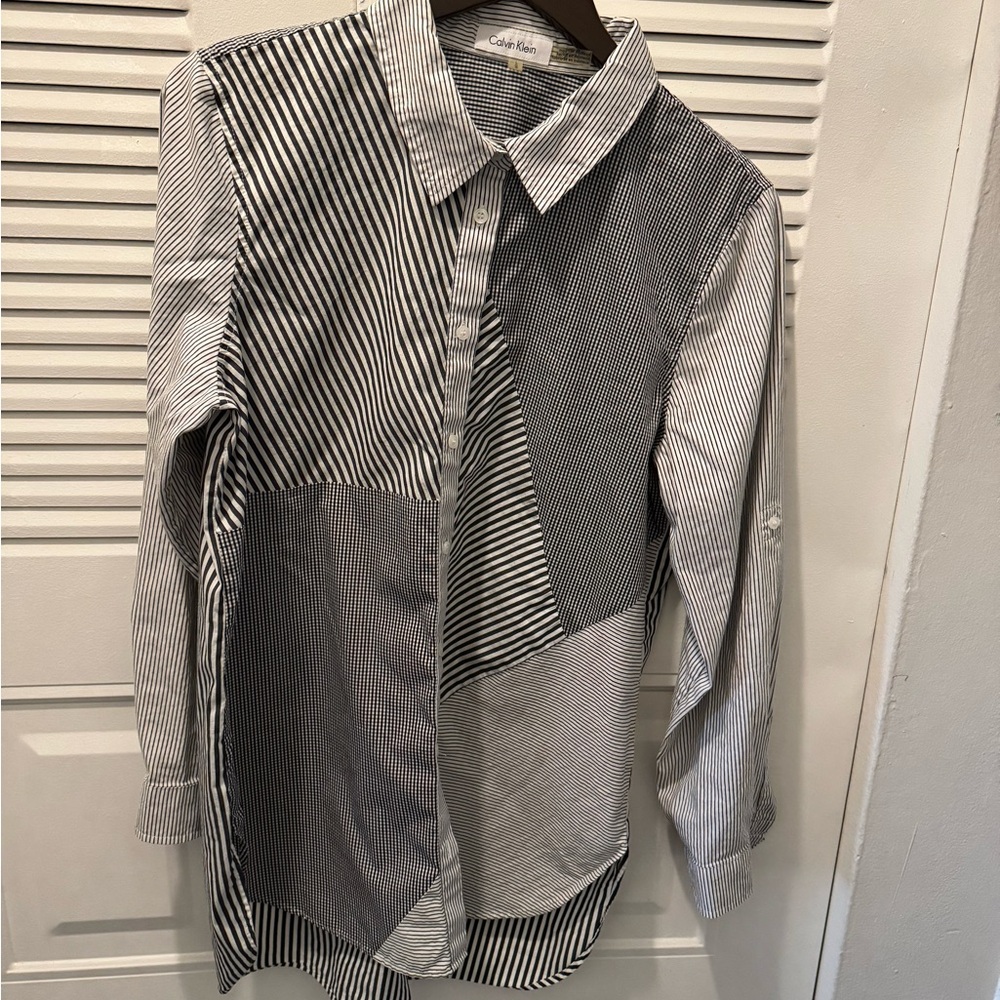 Calvin Klein Black and White Casual Button Down Shirt